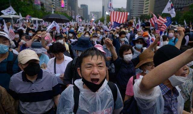 数百韩国人在美被抓